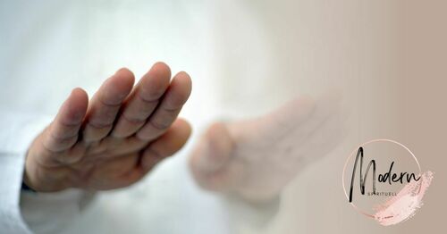 Fernsitzung-Heilung-Krankheiten-seelische-Belastungen-Modern-Spirituell.jpg Fernheilung Heilungssitzung Zoom Telefon